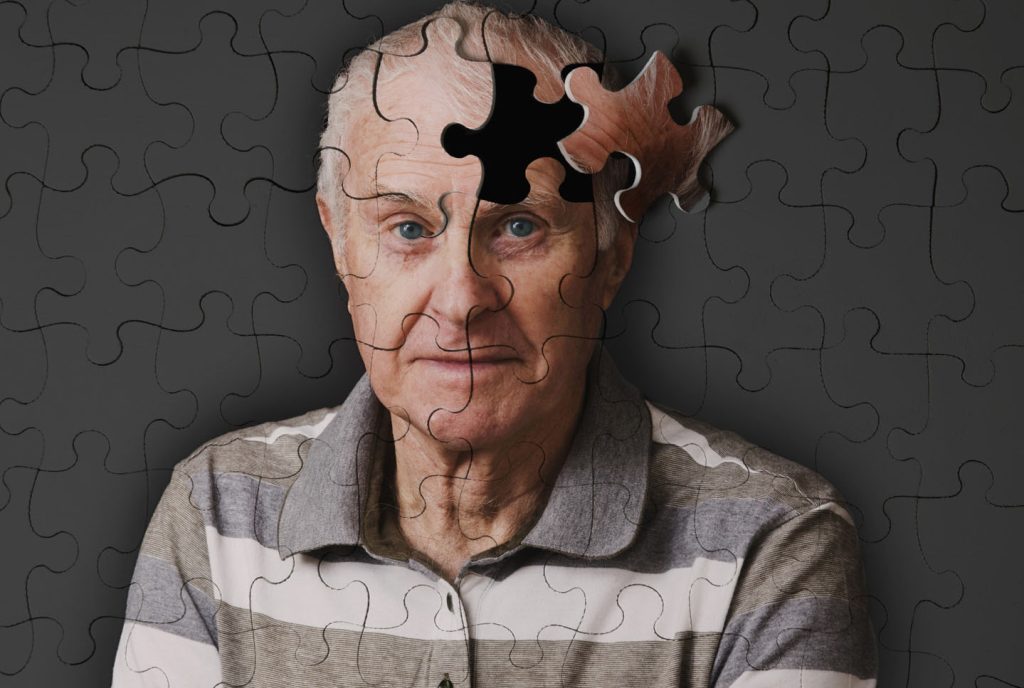 5 simptoma demencije koji se očituju u uobičajenom razgovoru: Kako povremeni razgovor može otkriti rane simptome