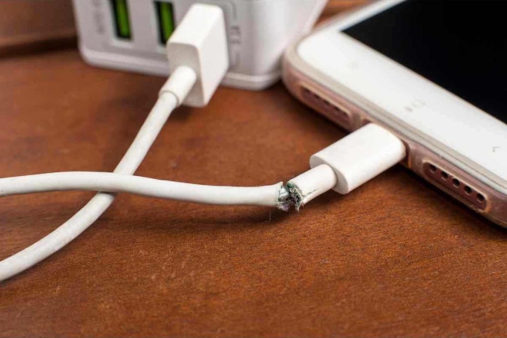 Inovativni načini korištenja punjača mobilnih telefona koji više nisu potrebni.