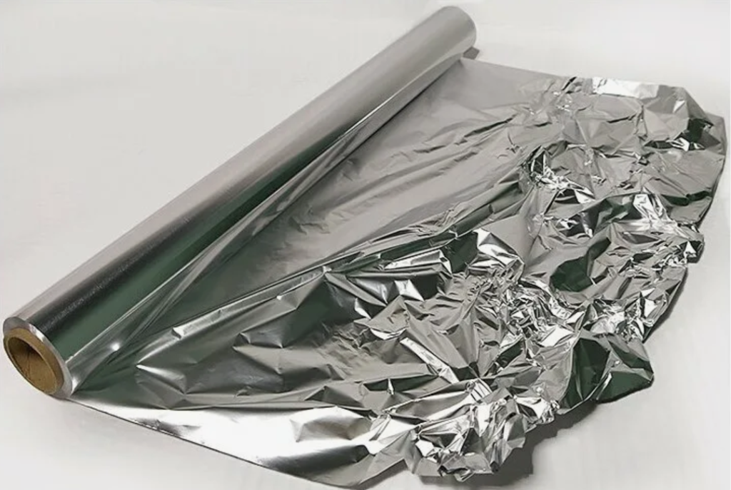 Trik s aluminijskom folijom koja učinkovito uklanja LED iz zamrzivača
