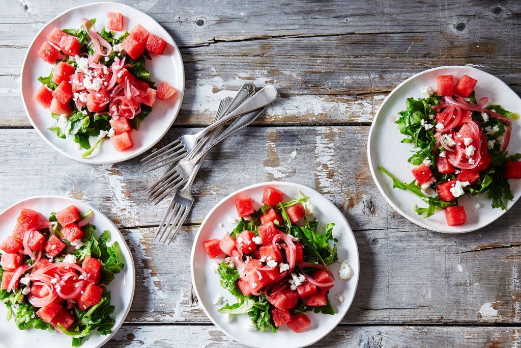 Nema rajčice, bez salate: idealna salata za laganu ljetnu večeru koja se sastoji od samo 3 sastojka.