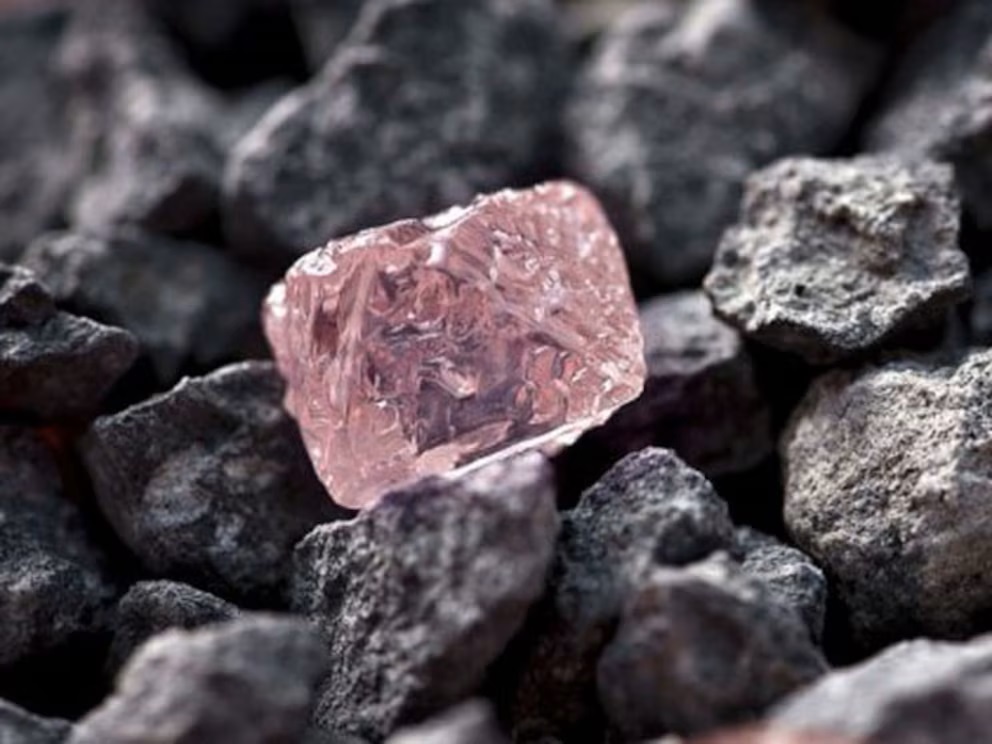 Pink Diamonds: Tajanstveni geološki fenomen koji čini najtraženije dragulje na planeti
