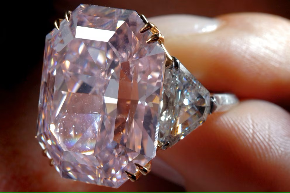 Pink Diamonds: Tajanstveni geološki fenomen koji čini najtraženije dragulje na planeti