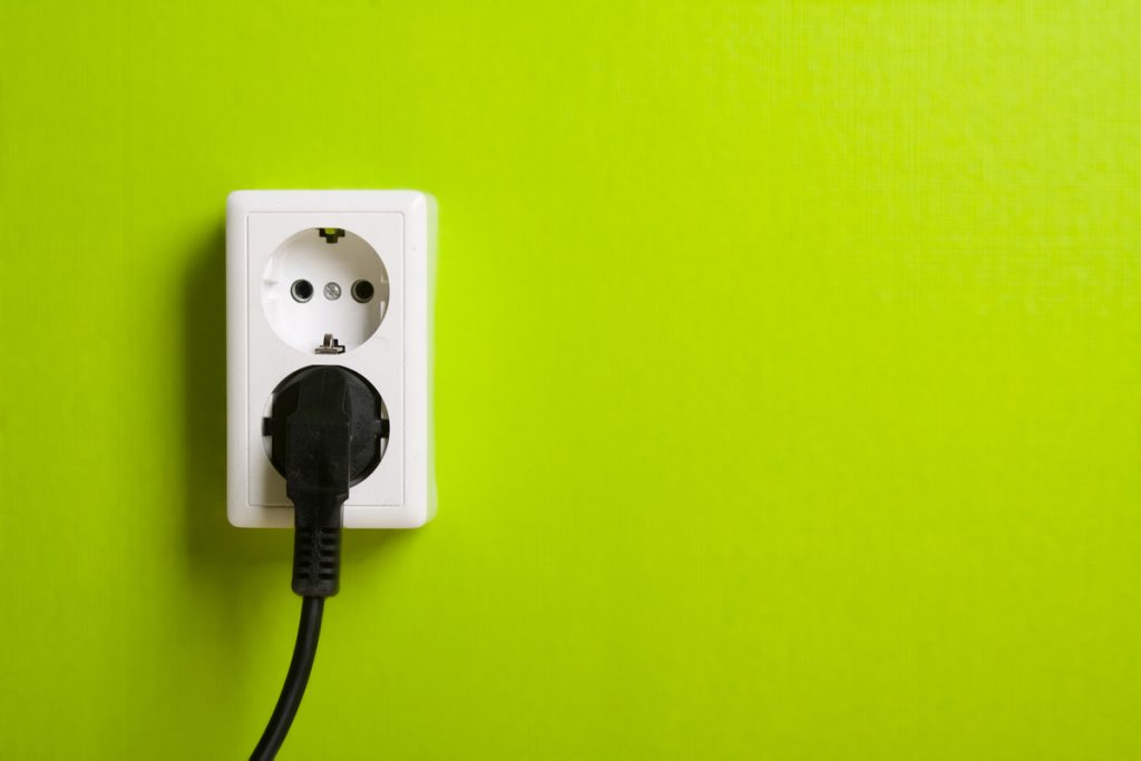 Električni uređaji trebali biste se isključiti kad odete na odmor jer mogu udvostručiti potrošnju energije