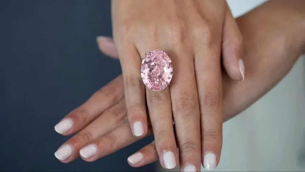 Pink Diamonds: Tajanstveni geološki fenomen koji čini najtraženije dragulje na planeti