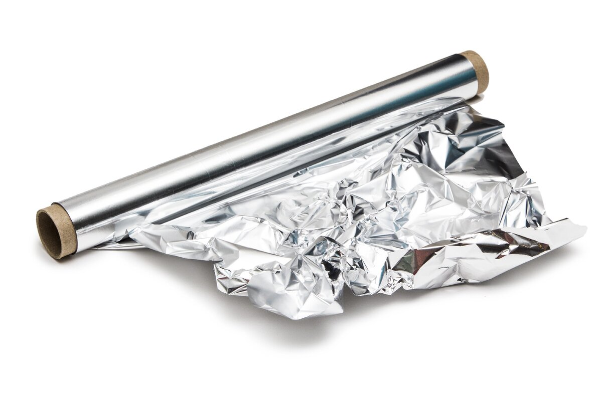 Jednostavno uklonite uhvaćenu masnoću: učinkovita kućna metoda koja koristi aluminijsku foliju