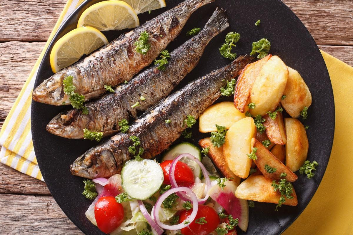 Jedna od najboljih riba na svijetu može se kupiti u trgovinama Dino i Biedronka. Nema potrebe za uklanjanjem kostiju ili ogrebotinama kože.