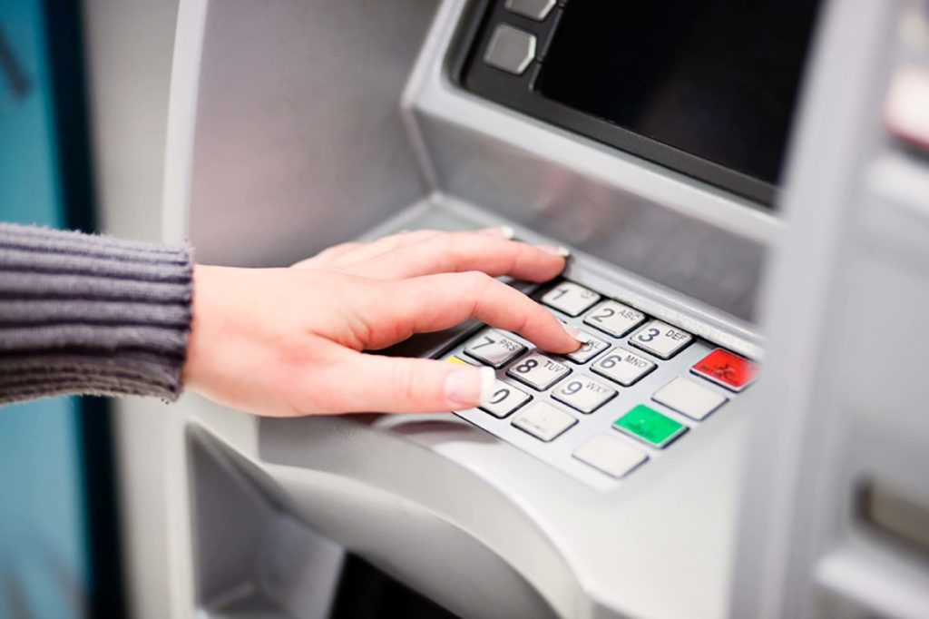 ATM: Push -U to je potreba za kravatom nakon odjeće kako bi vas učinila sudbinom lažnim