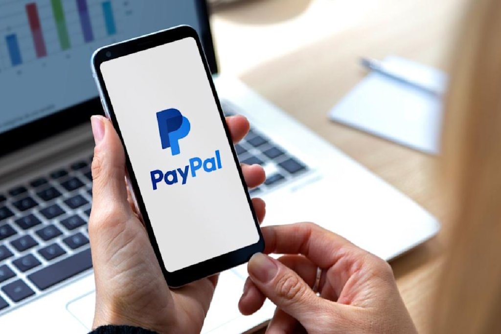 Paypal zamrzava peniaz zo sve -banke račune da bi koristio ovo ograničenje