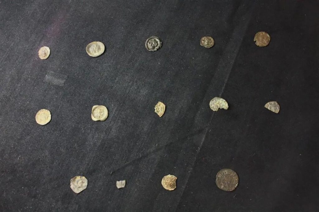 U Detstveu je išao kovanice, Hid Ich 60 godina, a Teraz je došao u Arheologiju iza sebe